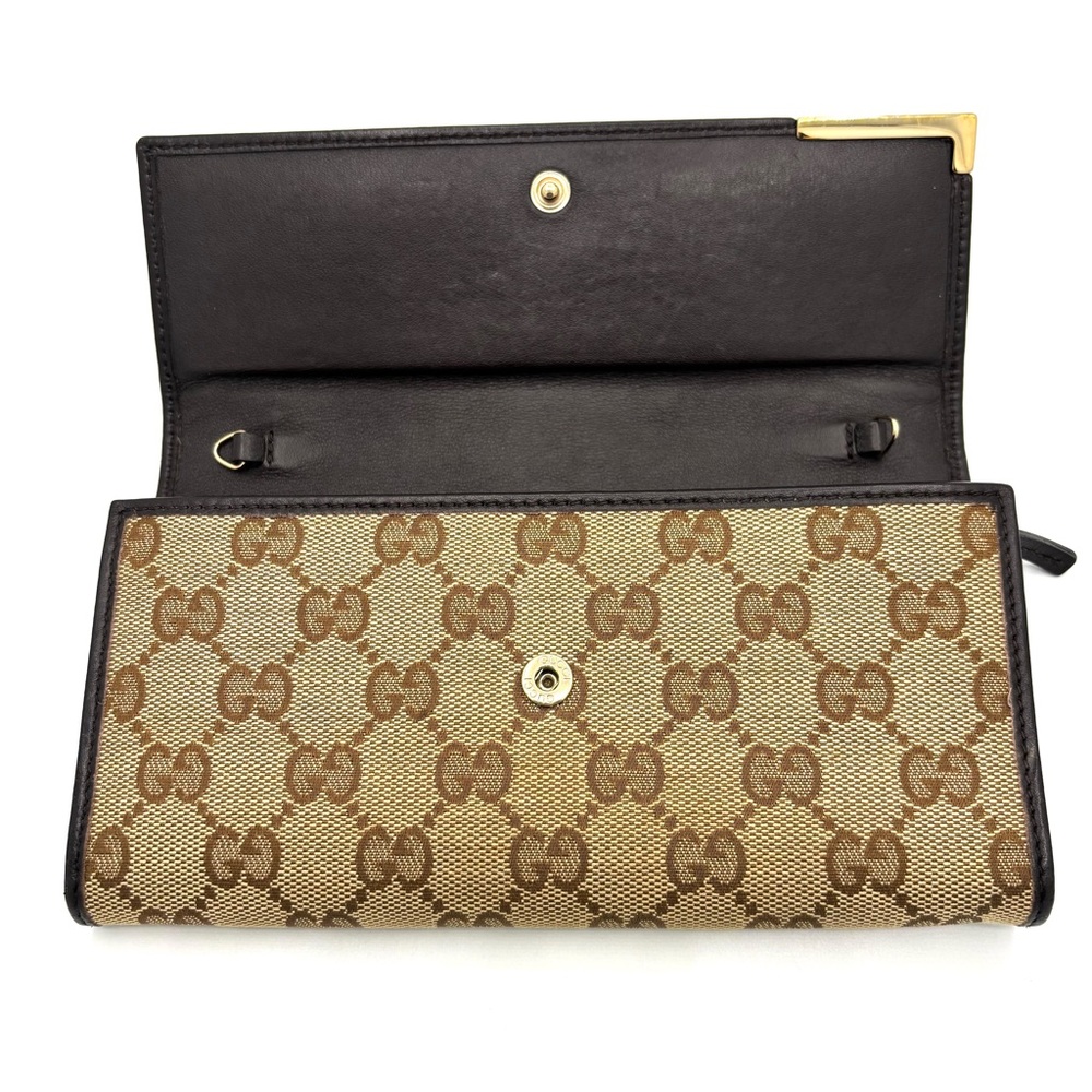 Gucci Brown Wallet with Iconic Monogram Wallet on chain - Picture 5 of 10